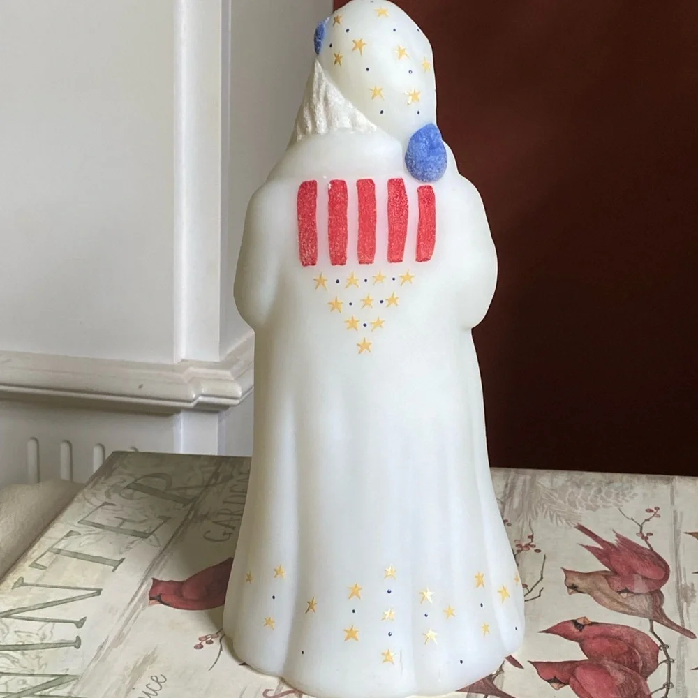 Vintage Fenton Burmese Christmas Santa    * Christmas in July *